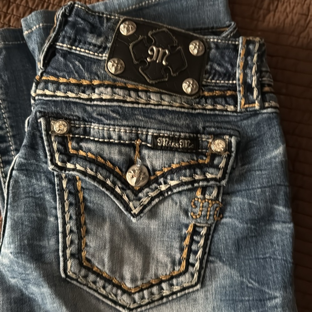 Miss me boot cut size 27